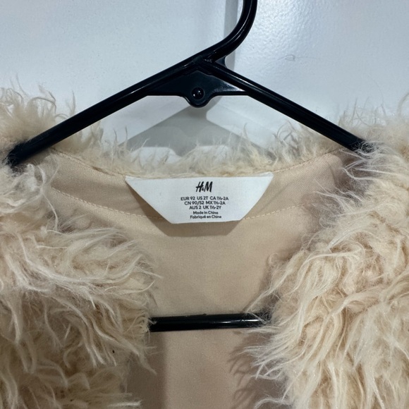 H&M Kids Cream Faux Fur Jacket - Picture 5 of 6